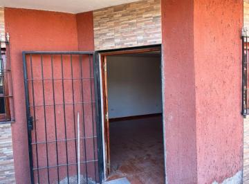 Casa · 130m² · 3 Dormitorios · 1 Cochera · Greenwood Inmobiliaria Alquila Casa en Maipu