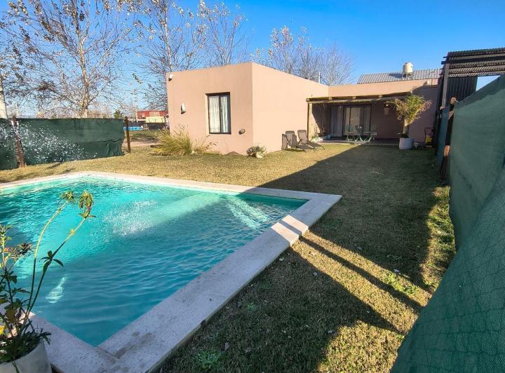 Casa · 125m² · 4 Ambientes · 1 Cochera
