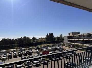 Local comercial · 67m² · 1 Cochera · Local en Ven Street Center - Villanueva