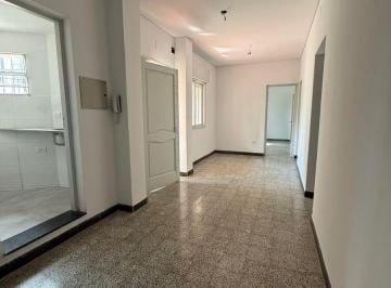 PH de 5 ambientes, Rosario · Departamento de Pasillo de 2 Dorm.