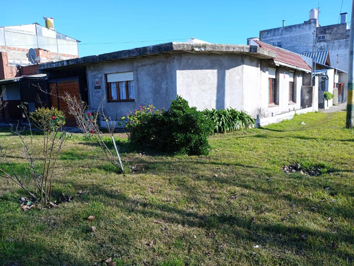 Casa 2 dorm, 60m² en El Progreso con cochera