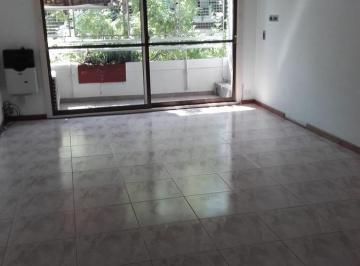 Departamento · 33m² · 1 Ambiente · Alquiler - Monoambiente Al Frente con Balcon - Colegiales