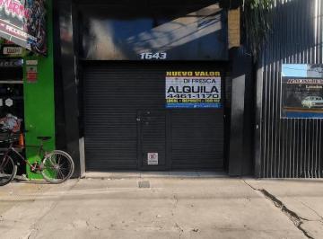 Bodega-Galpón · 360m² · Galpón de 350 m² Excelente Ubicacion Sibre Calle Arieta 1642