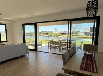 Casa · 270000m² · 6 Ambientes · Casa Venta Alquiler Al Agua
