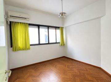 Departamento · 43m² · 3 Ambientes · Amplio 3 Ambientes en Zona Teatros