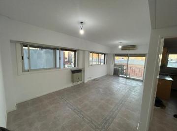 Departamento en Alquiler de 3 ambientes Quilmes · Departamento de 3 Ambientes con Cochera en Quilmes Centro.