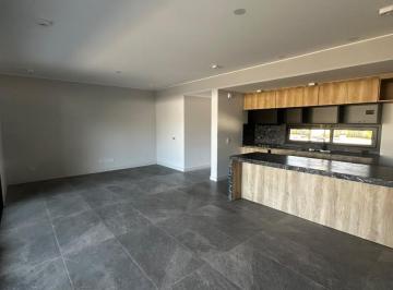 Casa · 130m² · 5 Ambientes · 2 Cocheras · Casa en Venta a Estrenar en Patagonia Home