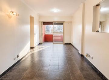 Departamento · 64m² · 3 Ambientes · 1 Cochera · Venta Departamento 3 Ambientes con Cochera - Quilmes Centro