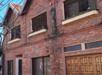 Casa de 7 ambientes, Vicente López · Casa en Venta - Diaz Velez 3111 - Olivos
