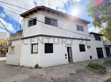 Casa · 160m² · 7 Ambientes · 1 Cochera · Venta Casa de 3 Dorm. con Cochera y Quincho en Arroyito, Rosario