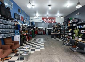Local comercial · 154m² · 1 Cochera · Venta Local Deposito Muñecas 900 Villa Crespo Ideal Inversión