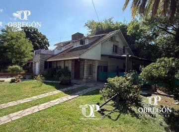 Casa · 250m² · 7 Ambientes · 2 Cocheras · Venta Oportunidad Casa Quinta Chalet 7ambientes Quincho Pileta Parque 860 m - Burzaco