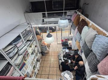 Local comercial · 100m² · Pleno Once! Larrea y Lavalle! Local Impecable!