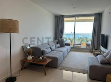 Departamento · 77m² · 3 Ambientes · 1 Cochera · Venta Apartamento 1 Dormitorio Piso 22 en Punta del Este