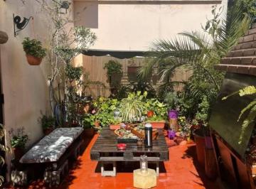 PH · 98m² · 5 Ambientes · Hermoso PH en Planta Baja 5 Ambientes Apto Credito con Terraza y Parrilla Sin Expensas