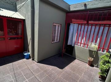 PH · 95m² · 4 Ambientes · PH 4 Ambientes con Patio en Venta - Villa Dominico