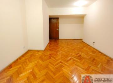 Departamento · 45m² · 2 Ambientes · 1 Cochera · 2 Ambientes con Cochera Fija! a Dos Cuadras del Subte B y A. Sarmiento 2100