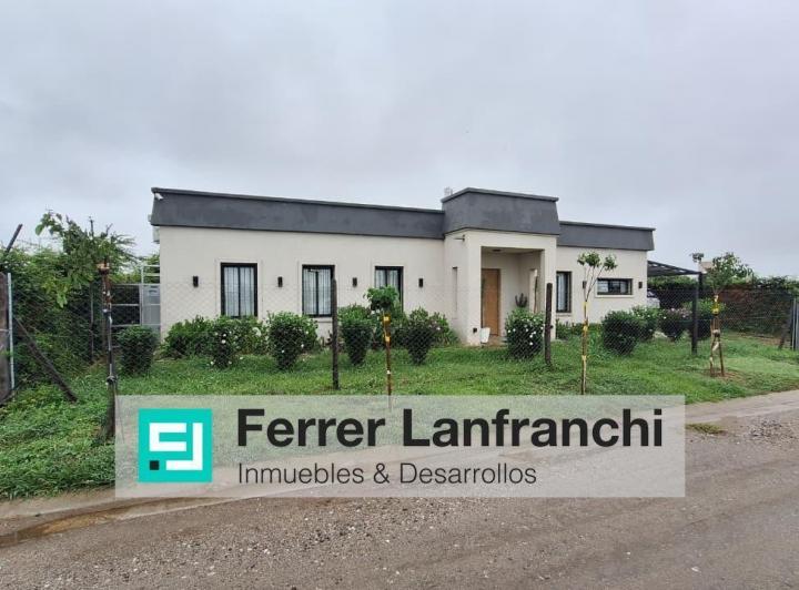 Casa · 135m² · 5 Ambientes · 1 Cochera