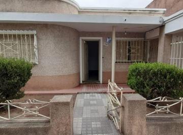 Casa de 7 ambientes, Córdoba · Venta B° Los Platanos