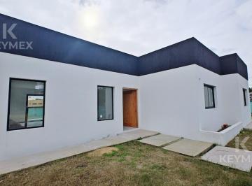 Casa · 145m² · 4 Ambientes · 2 Cocheras · Venta Casa Santa Sofía - 3 Dorm. - Pilar del Este