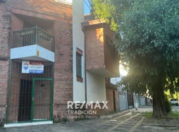 Casa · 123m² · 4 Ambientes · 1 Cochera · Alquiler Duplex Macrocentro Resistencia