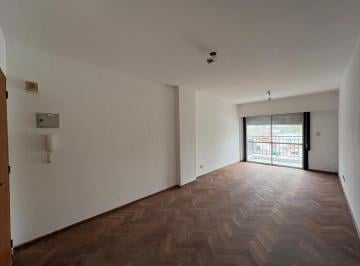 Departamento · 75m² · 3 Ambientes · Departamento en Alquiler de Dos Dorm.