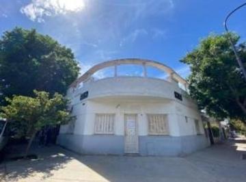Casa · 100m² · 4 Ambientes · Casa a Refaccionar - Villa Pueyrredon - Conadrco 4300