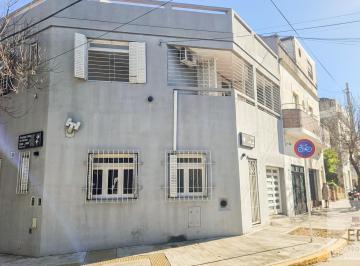 PH · 121m² · 4 Ambientes · 1 Cochera · Casa 4 Amb. | 3 Dorm. (1 en Suite) | Terraza | Cochera | a 2 Cuadras de Parque Saavedra