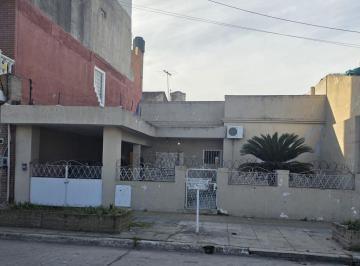 Casa · 70m² · 3 Ambientes · 1 Cochera · Venta Casa en Villa Insuperable