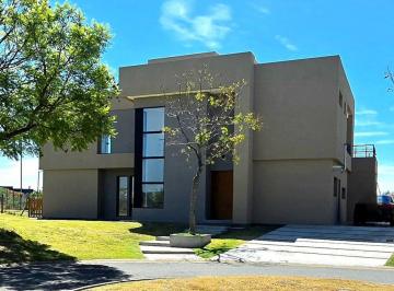 Casa · 280m² · 7 Ambientes · 1 Cochera · Venta Casa Barrio Vistas Puertos Escobar