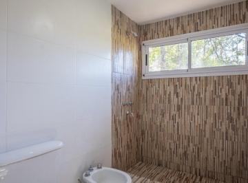 Casa · 108m² · 4 Ambientes · 3 Cocheras · Casa 5 Ambientes con Jardín y Cochera en Haras del Sol, Pilar