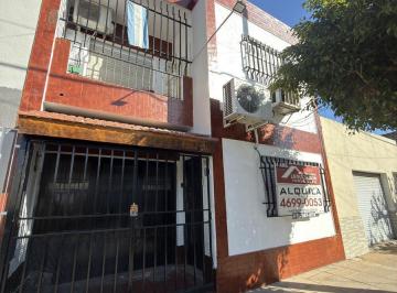 PH · 100m² · 4 Ambientes · 1 Cochera · PH en Alquiler