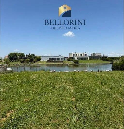Terreno · 856m² · 1 Ambiente