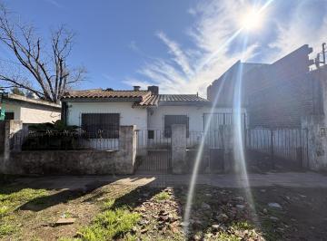 Casa · 130m² · 2 Dormitorios · 1 Cochera · Cardenal Fagnano 2749 - Ricardo Rojas - General Pacheco