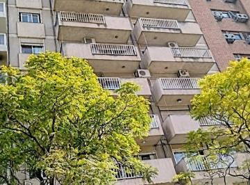 Departamento · 83m² · 4 Ambientes · Venta de Semipiso Sobre Bv Chacabuco Primera Cuadra