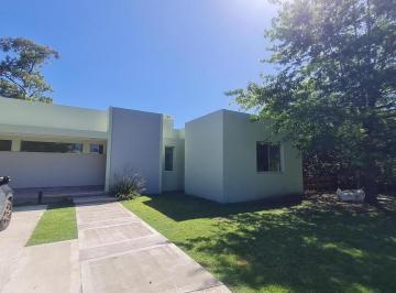 Casa · 168m² · 4 Ambientes · Casa a Estrenar, La Cándida, Ruta 2 Km 46, Arturo Seguí