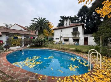 Casa · 250m² · 4 Ambientes · Venta Casa 4 Ambientes Estilo Mediterraneo El Cortijo