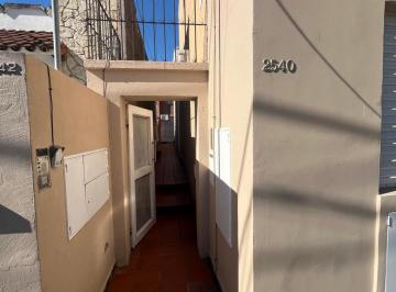 PH · 34m² · 2 Ambientes · Remax Alquila Departamento