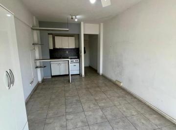 Departamento de 1 ambiente, La Matanza · Alquiler – Monoambiente con Balcón Al Frente en Ramos Mejía