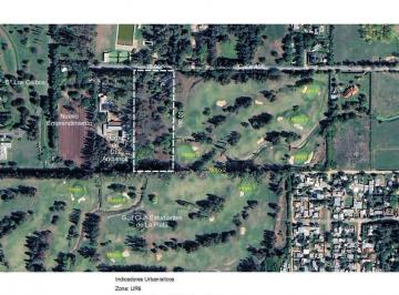 Terreno · 250m² · Terreno en Venta en Calle 456 Entre 28 Bis y 133, City Bell