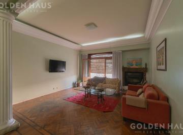 PH · 150m² · 5 Ambientes · PH en Villa Gral. Mitre - Caballito