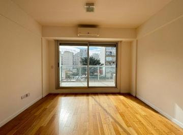 Departamento · 29m² · 1 Ambiente · 1 Cochera · Monoambiente con Cochera - Alquiler - C. de La Paz Al 100