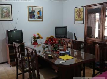Departamento · 2 Dormitorios · Se Vende Departamento de 2 Dorm. en Primer Piso con Patio, Zona Alta Cordoba