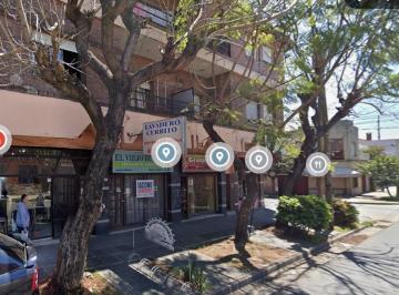Fondo de comercio · 40m² · Alquiler de Local Comercial, en Bernal.