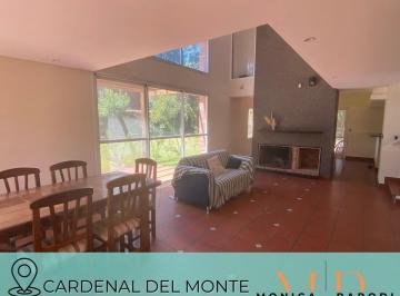 Casa · 210m² · 4 Ambientes · 3 Cocheras · Casa en Alquiler en Club de Campo Cardenal del Monte – General Rodríguez