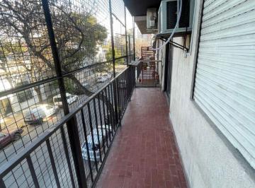 Departamento de 4 ambientes, Caballito · Alquiler de Departamento 4 Amb con Balcon Al Frente