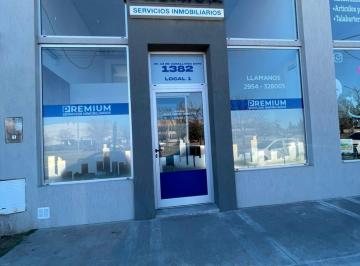 Local comercial · 99m² · Alquiler Local Comercial 13 de Caballeria 1382