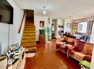 Casa · 385m² · 7 Ambientes · 4 Cocheras · Arguello 3 Dorm Escritura Pileta