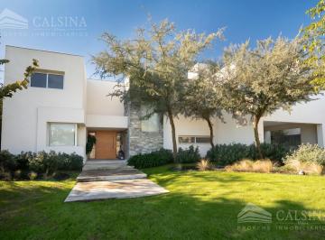 Casa · 431m² · 4 Dormitorios · Casa en Venta Santina Norte 4 Dorm.