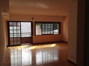 Departamento · 84m² · 3 Ambientes · 1 Cochera · Increible 3 Ambientes y 1/2 con Cochera